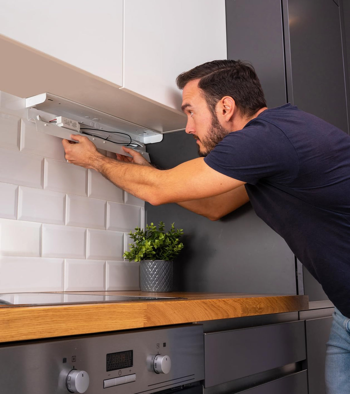 24" Hardwired Under Cabinet Lighting F9630
