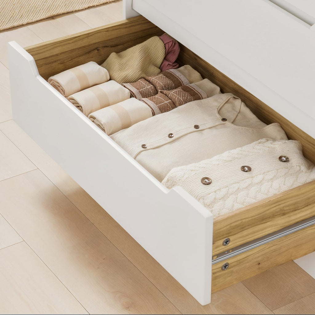 White 6 Drawer Dresser Z69989