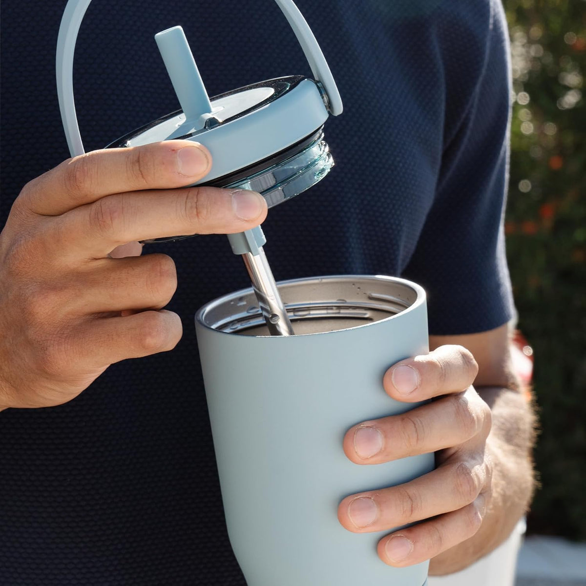 25oz Leakproof Stainless Steel Travel Tumbler with Handle & Straw M4097