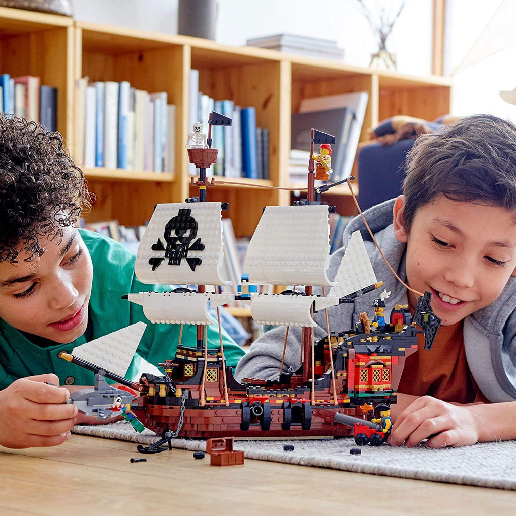3 in 1 Pirate Ship Building Set W554035